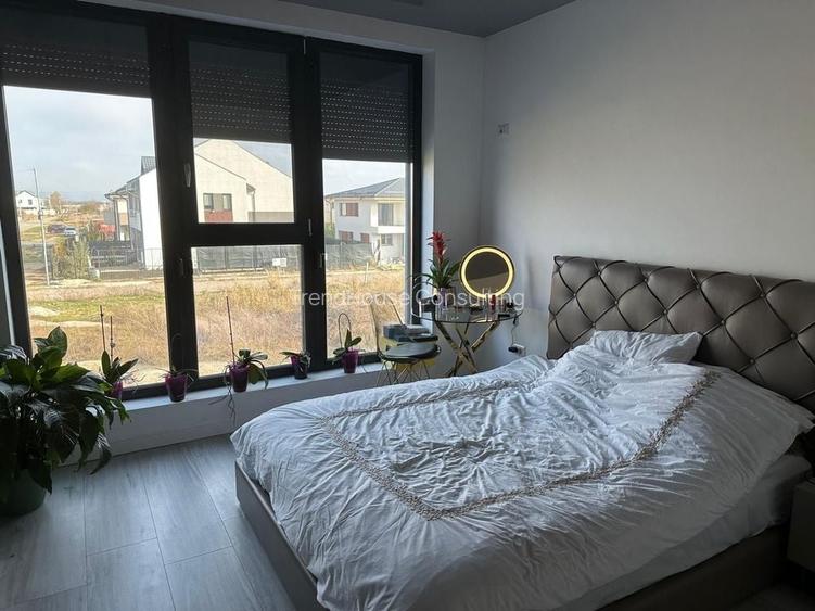 Inchiriere 4 camere in duplex, Otopeni-Central