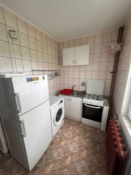 Garsoniera Zona Gorjului - 6