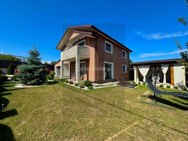 Vânzare Casa în 2 Nivele - Miroslava, Iași