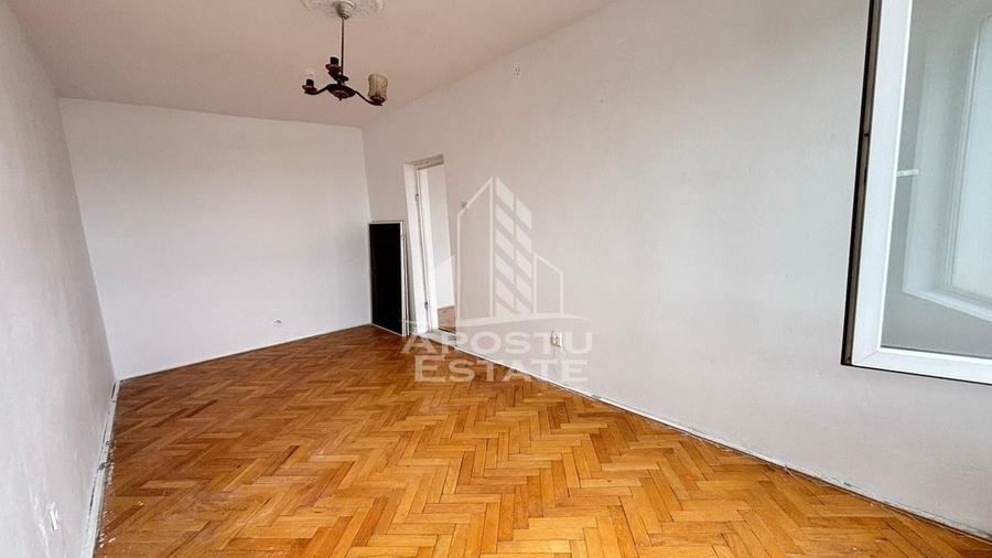 Apartament cu doua camere in zona Olimpia Stadion, etaj intermediar - 1