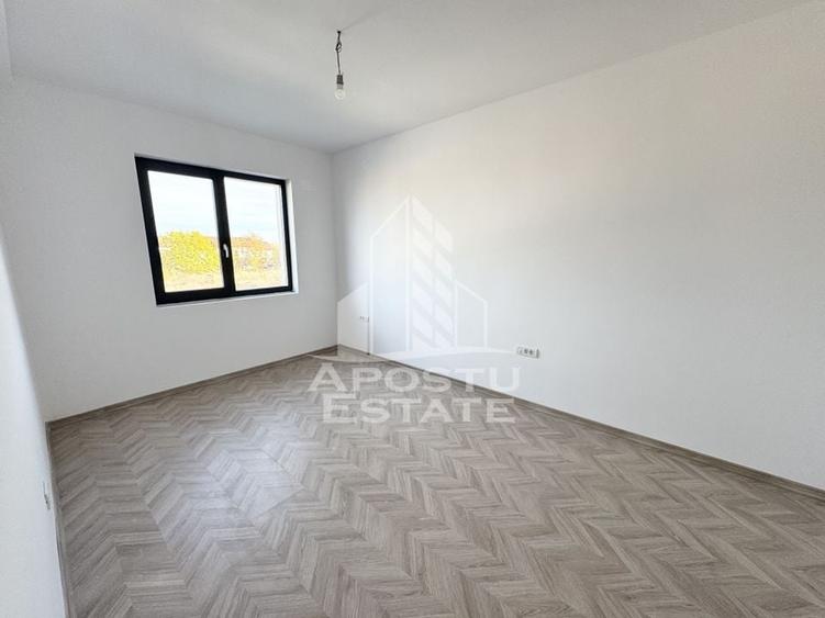 Duplex cu 5 camere, despartit prin camera tehnica, finalizat la asfalt - 26