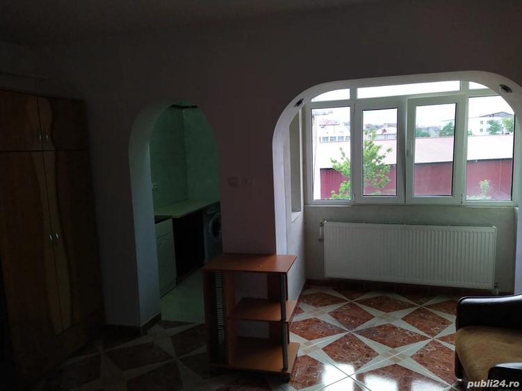 Inchiriez garsoniera - 1