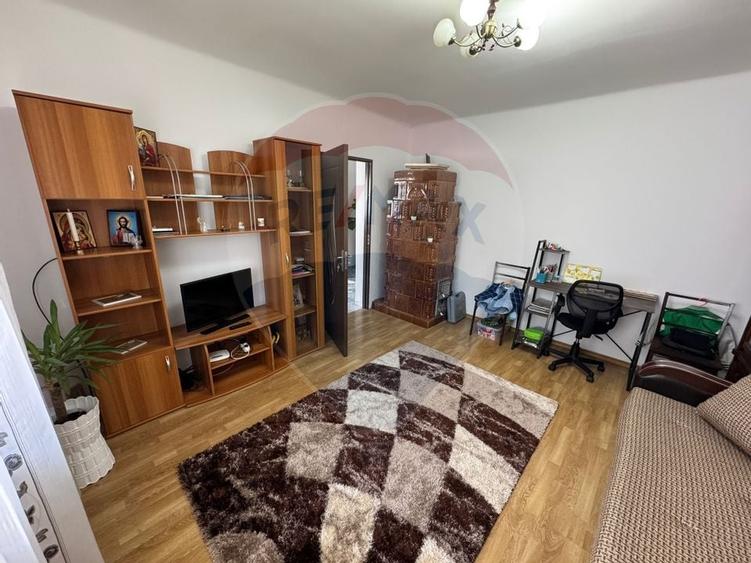 Casa  de vanzare -Orbic-Buhusi - 2