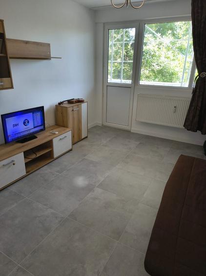Inchiriez apartament 2 camere - 7