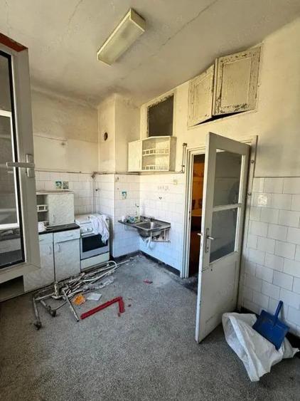 Apartament spa?ios 73 mp CENTRAL - 11