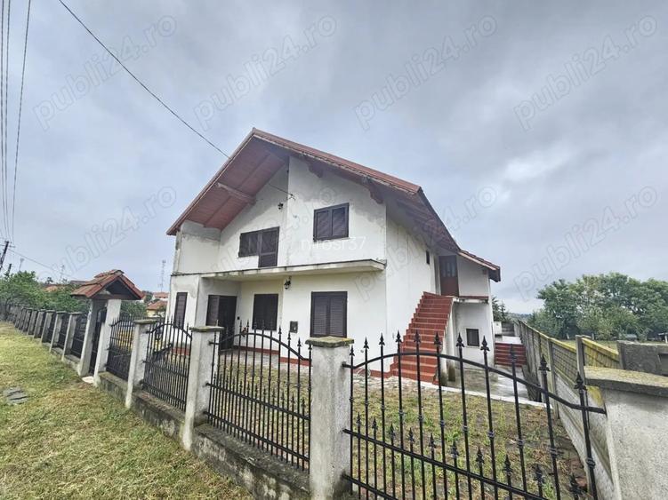 Vand urgent vila in Lugoj