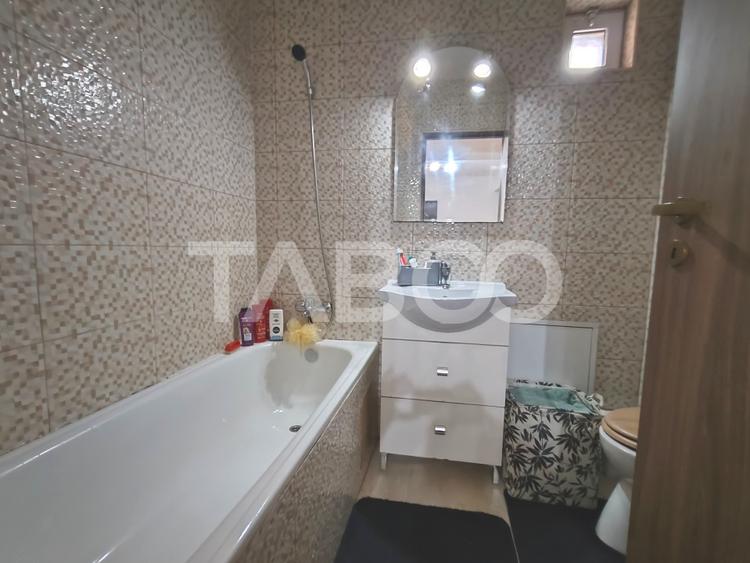 Apartament decomandat cu 2 camere si bucatarie separata - bloc cu lift - 7