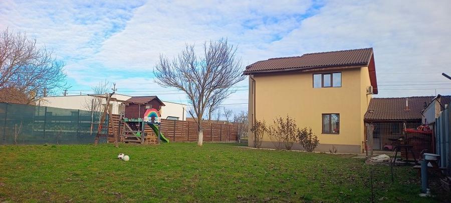 Proprietar vand casa Sanandrei teren mare 660 mp - 5 camere - 6