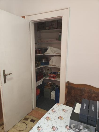 Garsoniera in vila decomandata --renovata -etaj 1 - 6