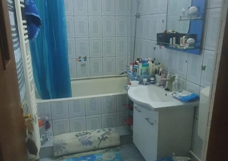 Apartament de vanzare - 2