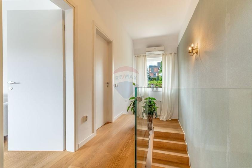 Duplex modern, 122mp, la cheie, Andrei Muresanu, comison 0 - 8