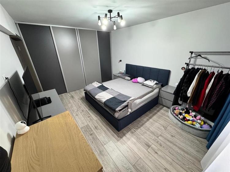 Apartament 3 camere,renovat si mobilat moder, etaj 1,  Stefan cel Mare - 9