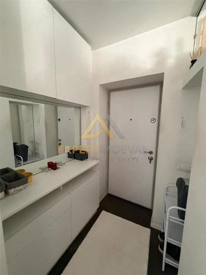 Vand apartament cu 2 camere Ultracentral vedere in parcul Mara - 2
