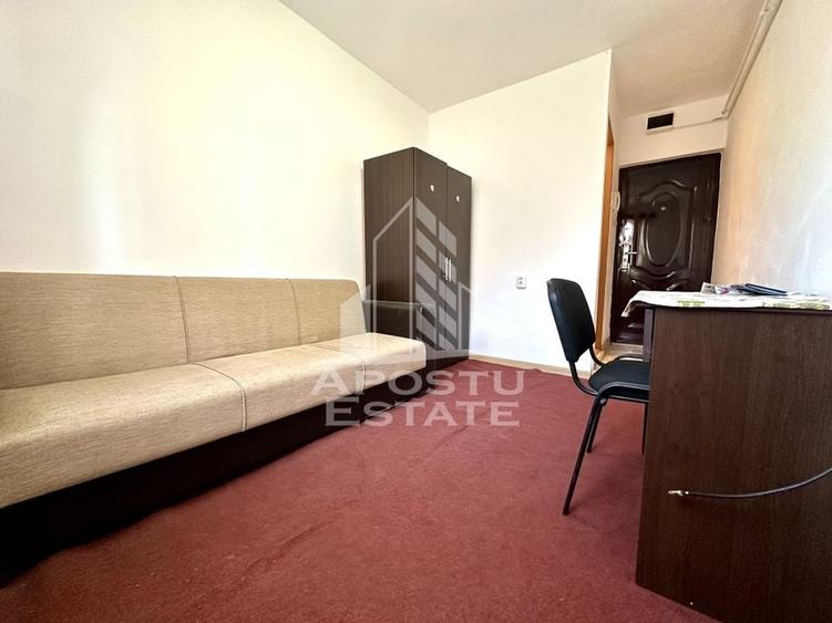 Garsoniera la etajul 1 in zona Girocului - 2