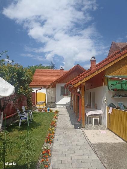 Casă cu 2 camere în Central