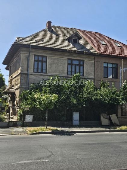 Floreasca-Barbu Vacarescu Apartament  în vilă - Et 1 + pod amenajabil 159mp