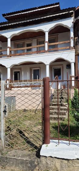 Vand Casa de Vacanta la Crivaia SUPER OCAZIE ( la 5 minute partia de schi!) - 8