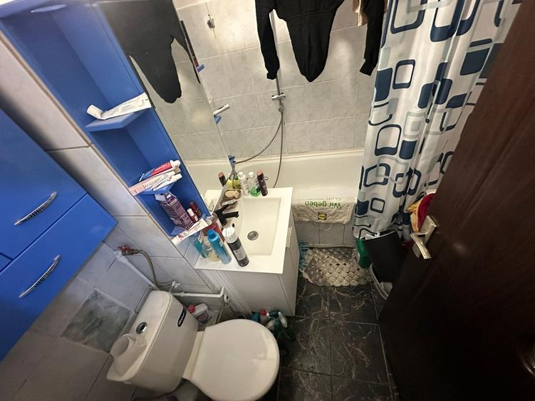 Eroii Revolutiei Metrou 2 camere de vanzare bloc anvelopat - 6