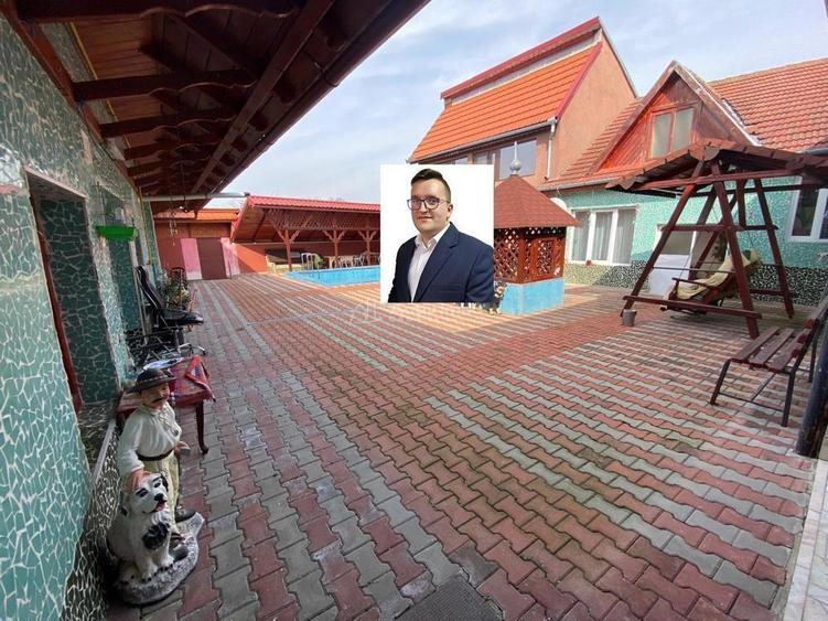 Iaz, Casa la Curete, 9 Camere, Teren 2892 Mp - 1