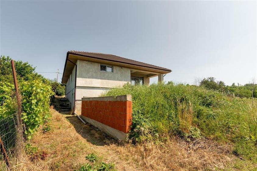 Casa cu living+3 camere cu panorama si teren mare pe Sofiei - 39