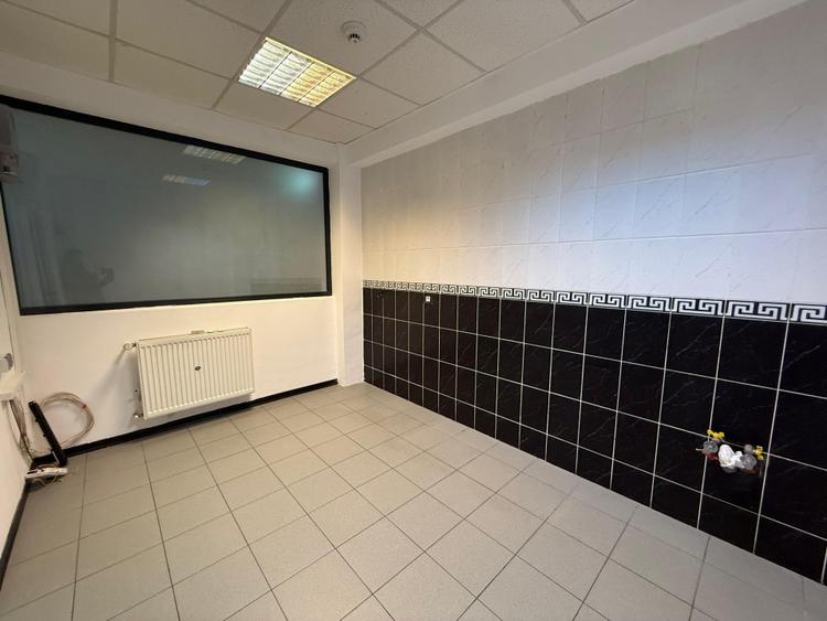 CLADIRE DE BIROURI SI SPATIU COMERCIAL FLEXIBIL, PLOIESTI, - RANDAMENT EXCELENT - 12