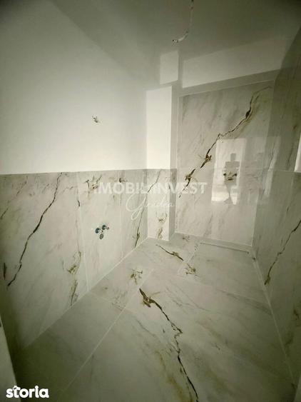 EXCLUSIVITATE Apartament 3 camere, bloc nou, etaj 2, parcare - 2