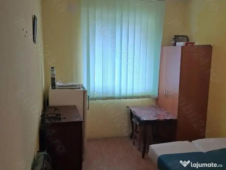 STOOP 750 ron lunar - garsoniera Podul e Piatra - 2