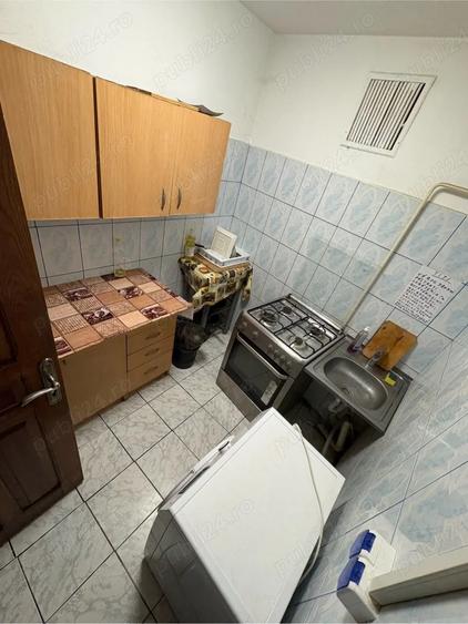 Inchiriez camera privata cu baia privata bucataria comun tg cucu centru iasi Garantia in rate P.F. - 4