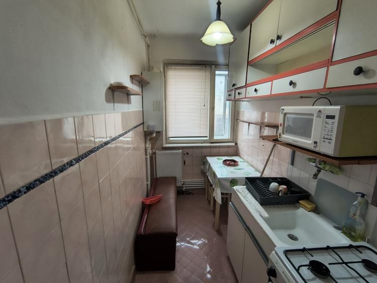 KM 4 5 - apartament 3 camere semidecomandat boxa - 6