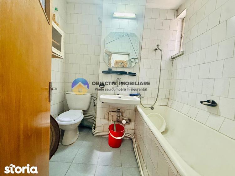 Apartament 4 camere/ 2 bai /boxa cadastrata - B-dul Traian 82 mp - 11