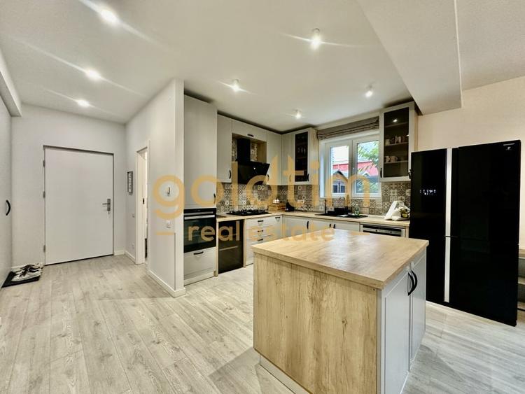 Duplex cu 5 camere cu Canalizare în Pipera