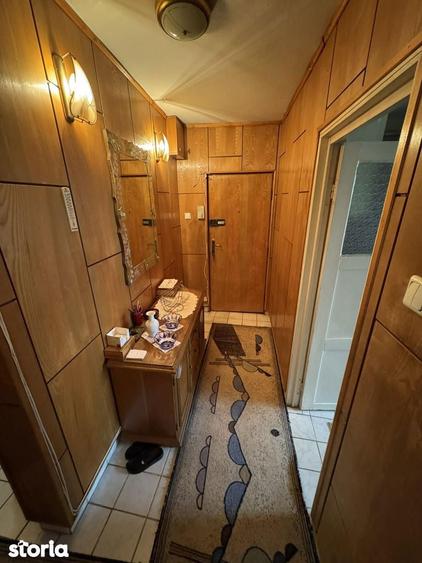 Apartament 4 camere decomandate , etaj 1 , Carpati 2 - 3