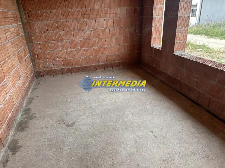 Casa Noua pe un nivel I la rosu I 4 camere I 380 mp Teren I UTILITATI I - 12