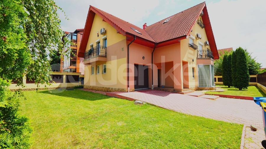 Vila cu 6-7 camere si gradina generoasa - 22