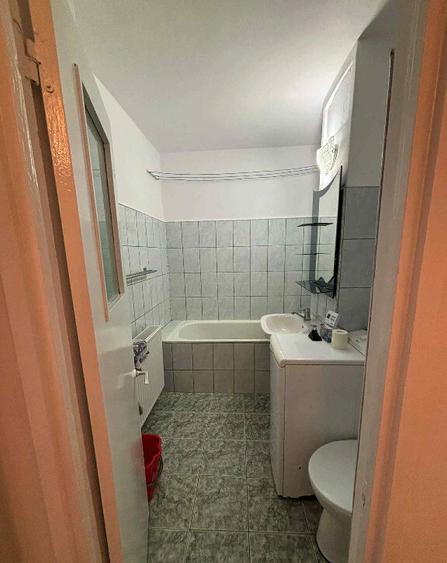 Garsoniera decomandata - zona Racadau - 4