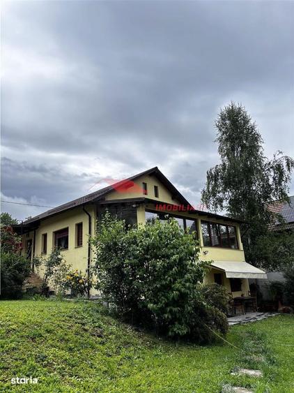 Casa D+P sub padure, zona Sud - 1