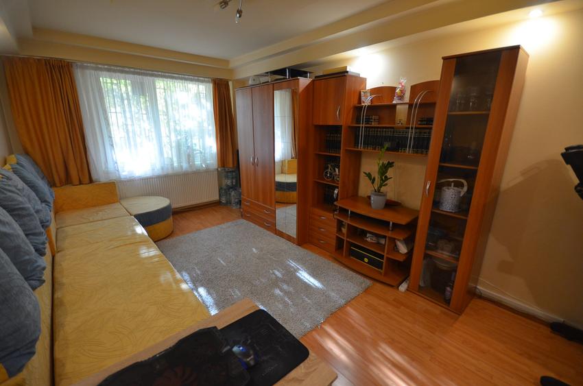 Apartament 3 camere - Aparatorii Patriei - 6 minute metrou - centrala proprie - 1