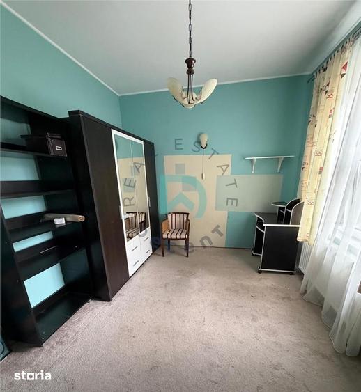 Casă cu 6 camere cu Teren 500 Mp în Griviței