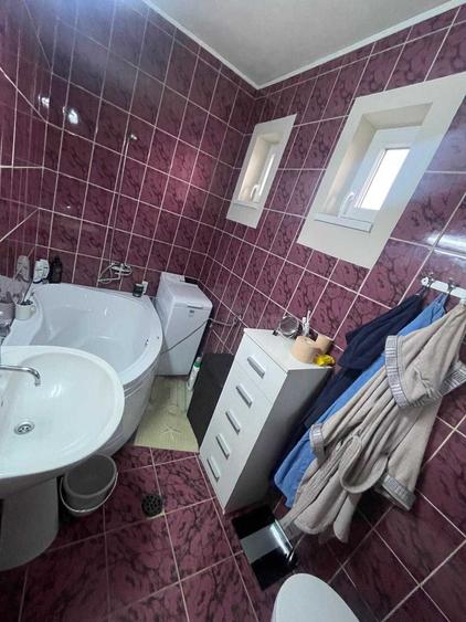 Apartament 3 camere, loc parcare in curte, spatiu verde,P-ta Izvoare. - 5