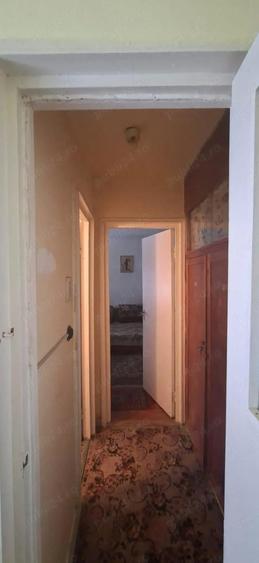 Proprietar, vand apartament cu 2 camere, decomandat - zona lini?tita - 4
