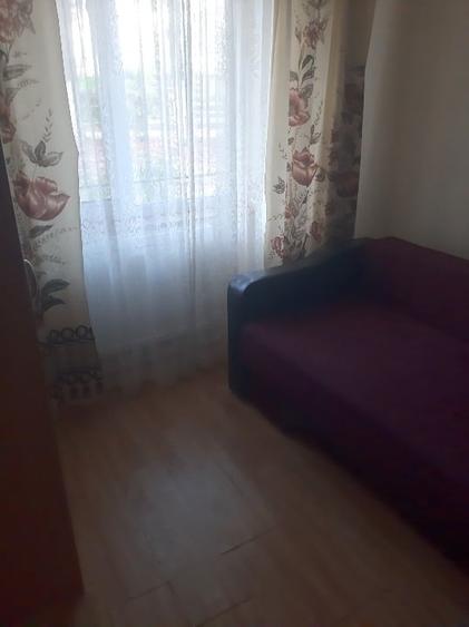 Apartament cu trei camere de închiriat - 4