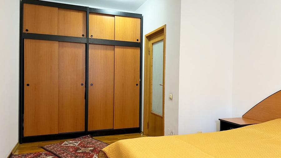 Casa individuala 5 camere I Posibil spatiu comercial I 300 mp I Parcul Lacul Tei - 9