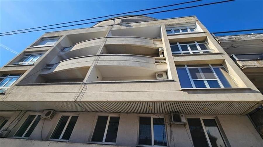 Vanzare birou langa Herastrau/Arcul de Triumf parter 400 mpc - 1