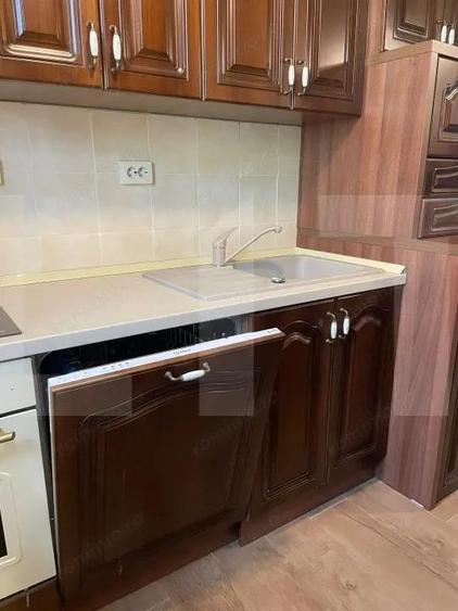 Apartament 3 camere, 90 mp, zona Medicina - 1