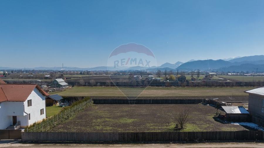 Teren in zona mixta, destinat constructiilor civile si halelor indust. - 2