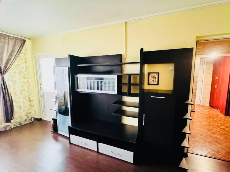 Apartament 2 camere de vânzare decomandat Nicolina 1 - Esplanada - 3