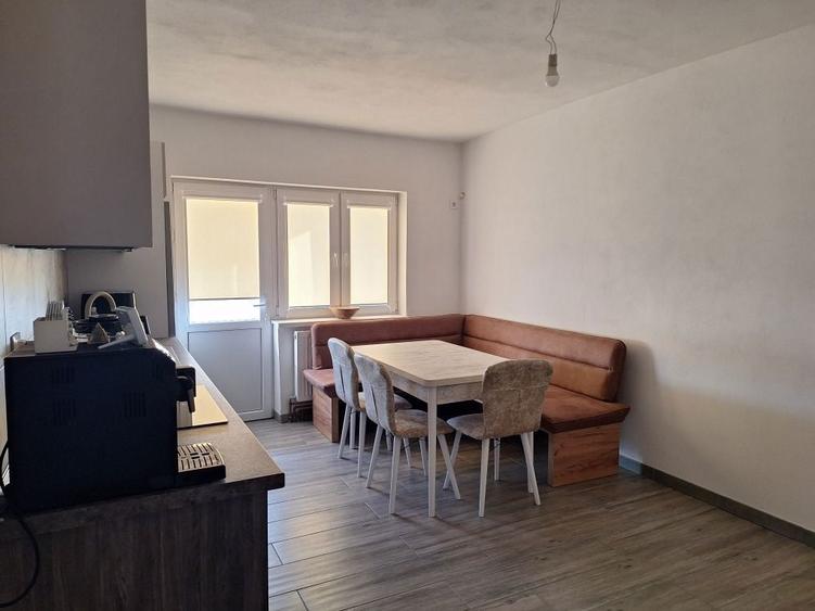 Vand Apartament cu 2 camere - 2