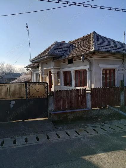 Casa de vanzare com.Simian jud.Mh - 2