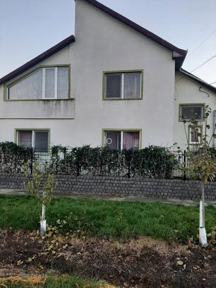 Casă cu 14 camere în Recaș Casă cu 14 camere în Recaș