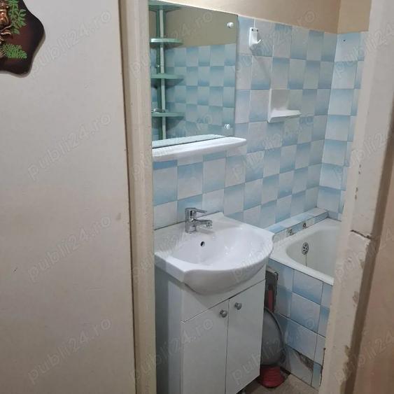 Propritar, inchiriez apart. 2 camere - 4